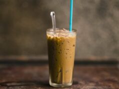 Secangkir Kopi e Teh Kini Lebih Mahal, Efek Perang Mulai Terasa do Sektor Kuliner Secangkir Kopi e Teh Kini Lebih Mahal, Efek Perang Mulai Terasa do Sektor Kuliner