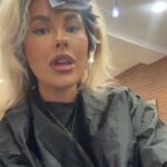 Georgia Williamson, de Cheshire (foto) compartilhou o itinerário muito rígido que ela traçou, incluindo reservar tempo para tudo, desde preenchimento labial até um bronzeado em spray e até mesmo um 'cronograma de desinchaço'.=