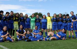 Seleção feminina de refugiados afegãs pode jogar em torneios da FIFA Seleção feminina de refugiados afegãs pode jogar em torneios da FIFA