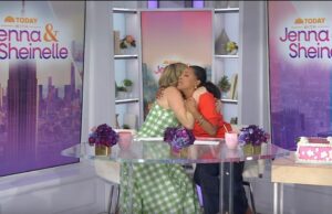 Sheinelle Jones comemora seu 48º aniversário com um sentimento de esperança: ‘Vai haver luz’ Sheinelle Jones comemora seu 48º aniversário com um sentimento de esperança: ‘Vai haver luz’