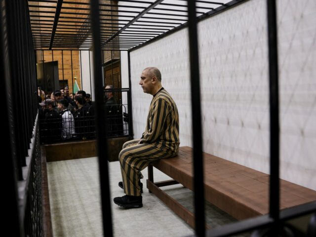 Síria leva primeira autoridade da era Assad a julgamento em Damasco
