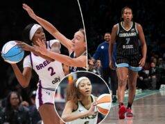 Sky à beira de outra grande negociação após acordo com Angel Reese Alanna Smith protegendo Rickea Jackson durante um jogo de basquete.