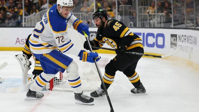 Sling define novas ofertas para fãs de hóquei que desejam transmitir jogos dos playoffs da NHL online
