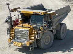 Startup de ex-engenheiro da Tesla usa Pronto para ajudar a automatizar uma mina de cobre komatsu truck
