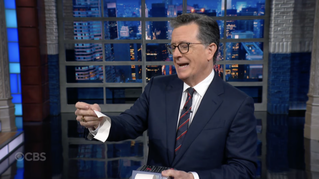 Stephen Colbert analisa a realidade das restituições de impostos de Stephen Colbert analisa a realidade das restituições de impostos de Trump