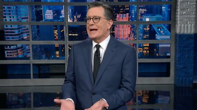 Stephen Colbert chama Trump por 'declarar' a história das viagens Stephen Colbert chama Trump por 'declarar' a história das viagens espaciais aos astronautas Artemis II | Vídeo