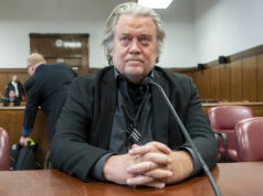 Steve Bannon poderia sair impune, graças à Suprema Corte Desenho animado de Clay Bennett