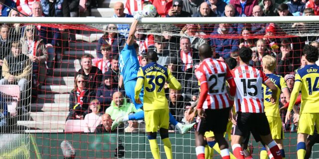 Sunderland x Tottenham - Premier League AO VIVO: último placar, notícias da equipe e atualizações, já que o pênalti dos Spurs foi anulado após revisão do VAR - além de Crystal Palace e Newcastle empatarem, enquanto Aston Villa lidera em Nottingham Forest
