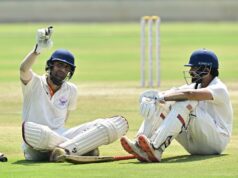 Sunil Gavaskar: Os jogadores de críquete nacionais merecem mais do que aplausos e multidões escassas Sunil Gavaskar: Os jogadores de críquete nacionais merecem mais do que aplausos e multidões escassas