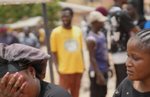 Supostos jihadistas aterrorizam cristãos em toda a Nigéria na Páscoa Supostos jihadistas aterrorizam cristãos em toda a Nigéria na Páscoa