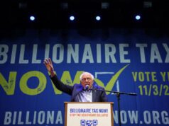 Temores de êxodo em massa, já que o imposto bilionário da Califórnia obtém assinaturas suficientes para ir a votação, afirmam os apoiadores Sonhar. Bernie Sanders fala durante um evento de campanha sobre a Lei Fiscal dos Bilionários da Califórnia em Los Angeles, em 18 de fevereiro de 2026.