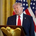 Donald Trump zombou de Sir Keir Starmer por sua falta de apoio no Irã com uma representação brutal durante um almoço na Casa Branca