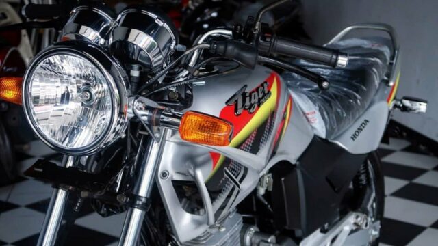 Terpopuler: Motor yang Dicap Musuh SPBU, Pajak EV Digas Nol Lagi, Ujian SIM Bikin Banyak Tumbang
