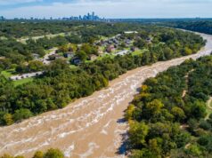 Texas Flood Watch como possível inundação repentina ‘com risco de vida’ perto de Austin Texas Flood Watch como possível inundação repentina 'com risco de vida' perto de Austin