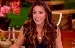 ‘The View’: Alyssa Farah Griffin brinca que o programa é ‘muito melhor na TV do que na mesa’ no retorno da licença maternidade | Vídeo Maggie Gyllenhaal em