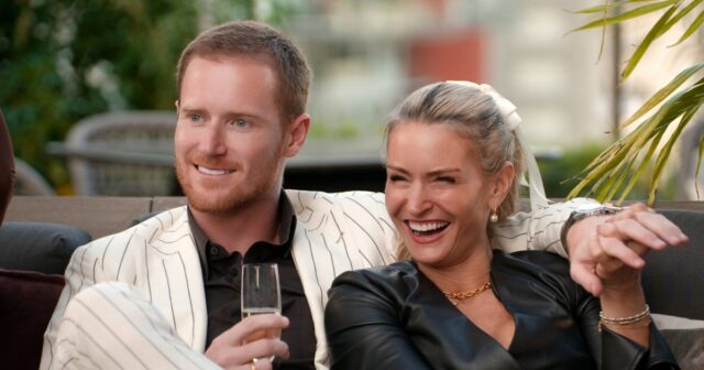 Theresa DeMaria de 'Era da Atração' explica o que aconteceu entre ela e John
