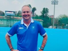 Tim White é nomeado técnico do time júnior feminino de hóquei da Índia Tim White é nomeado técnico do time júnior feminino de hóquei da Índia