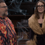 Tina Fey quebra o monólogo 'SNL' de Jack Black: 'Você é o primeiro negro no Five-Timers Club'