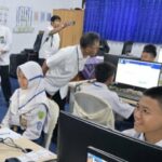 Tinjau Pelaksanaan TKA Tingkat SMP, Mendikdasmen Kasih Strategi Siswa Cara Kerjakan Soal