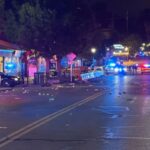 A polícia investiga a cena de um tiroteio perto do campus da Universidade de Indiana, em Bloomington, em 26 de abril de 2026.