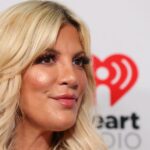 Tori Spelling e quatro de seus filhos feridos em acidente de carro