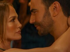 Trailer de ‘Office Romance’: Jennifer Lopez e Brett Goldstein apresentam química sexy na comédia romântica da Netflix Trailer de 'Office Romance': Jennifer Lopez e Brett Goldstein apresentam química sexy na comédia romântica da Netflix