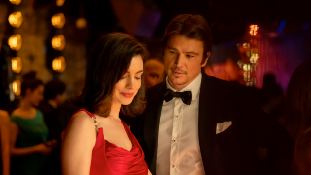 Anne Hathaway e Josh Hartnett em 'Verity'.