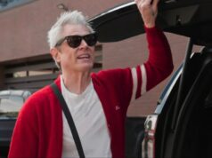 Trailer de ‘Jackass 5’: Johnny Knoxville e amigos dizem adeus à série com Tasers, ‘Escape Room From Hell’ e mais acrobacias dolorosas Trailer de ‘Jackass 5’: Johnny Knoxville e amigos dizem adeus à série com Tasers, ‘Escape Room From Hell’ e mais acrobacias dolorosas