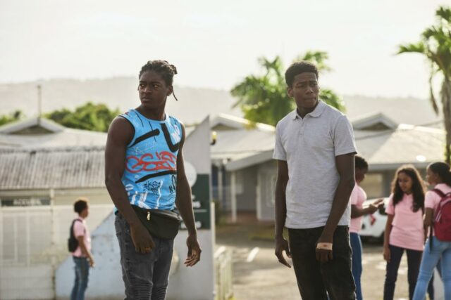 Transmita ou ignore: 'Bandi' no Netflix, onde um grande grupo de irmãos na Martinica tenta sobreviver após a morte súbita de sua mãe
