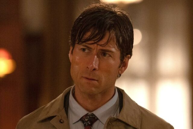 Transmita ou ignore: 'How to Make a Killing' no VOD, uma comédia negra liderada por um pouco inspirado Glen Powell
