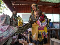 Três bebês nascem na guerra do Sudão a cada minuto, alerta instituição de caridade Três bebês nascem na guerra do Sudão a cada minuto, alerta instituição de caridade