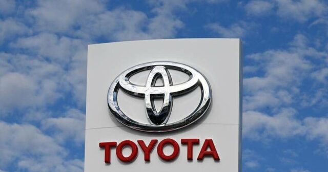 Alguns veículos Toyota HiLux equipados com uma barra de touro ou nudge incluindo uma luz foram recolhidos. Foto: Darren Inglaterra/AAP PHOTOS