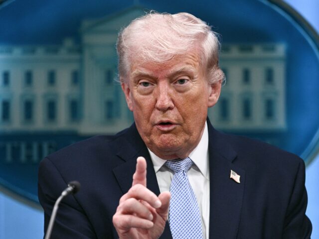 Tribunal federal dos EUA ouve novo caso contra tarifas de Tribunal federal dos EUA ouve novo caso contra tarifas de Trump