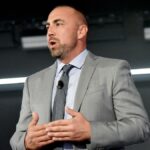 O presidente dos EUA, Donald Trump, responde a perguntas durante uma coletiva de imprensa realizada na Casa Branca em 20 de fevereiro de 2026 em Washington, DC