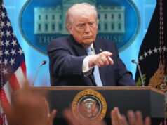 Trump adiou repetidamente os prazos para o Irã, mas sugere que o de terça-feira é definitivo Yahoo news home