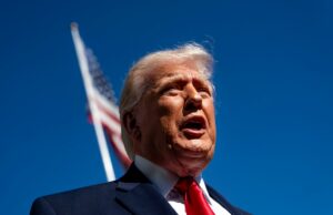 Trump anuncia bloqueio do Estreito de Ormuz após fim das negociações de paz entre EUA e Irã Trump anuncia bloqueio do Estreito de Ormuz após fim das negociações de paz entre EUA e Irã