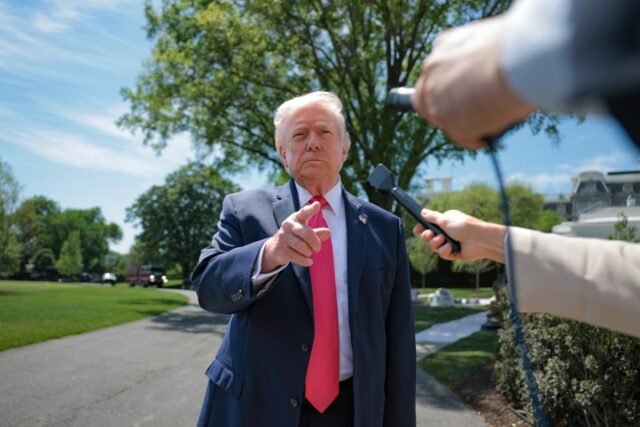 Trump ataca conservadores da Suprema Corte que 'fazem perguntas realmente ruins'
