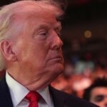 Trump diz que EUA bloquearão navios que cruzam o Estreito de Ormuz e estão prontos para ‘acabar’ com o Irã