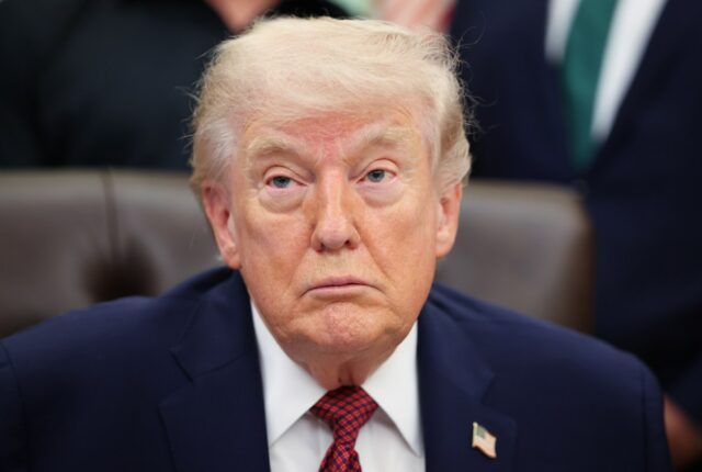 Trump é responsabilizado pelo aumento do preço do gás como alívio improvável antes das provas intermediárias
