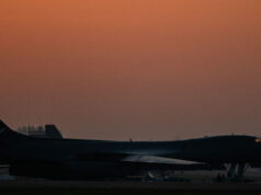 Trump elogia a ‘era de ouro do Oriente Médio’ e sugere que os EUA podem ganhar ‘muito dinheiro’ no Estreito de Ormuz Trump elogia a 'era de ouro do Oriente Médio' e sugere que os EUA podem ganhar 'muito dinheiro' no Estreito de Ormuz