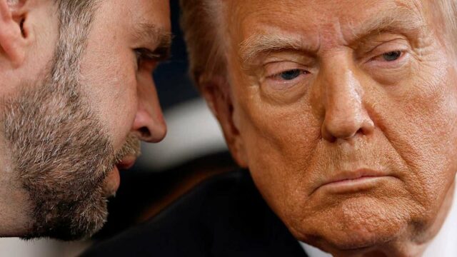 Trump, juntamente com o vice-presidente JD Vance, disse não estar satisfeito com a última oferta iraniana para acabar com a guerra.