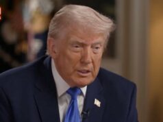 Trump relata tiroteio no WHCD em sessão de ’60 minutos’: ‘Eu caí no chão’ | Vídeo O presidente dos EUA, Trump, postou nas redes sociais uma foto de policiais detendo um suspeito após um tiroteio no jantar de correspondentes da Casa Branca em Washington, DC