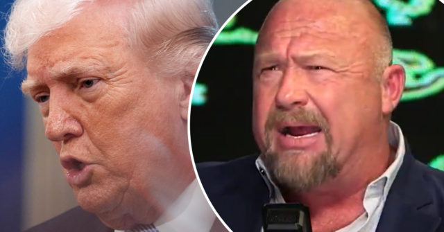 Donald Trump atacou apoiantes de longa data que criticaram as suas ações no Irão.