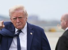 Trump testando os verdadeiros crentes com suas travessuras em meio a pesquisas fracas Papa Leão XIV e Donald Trump.