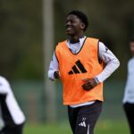 Últimas: Kobbie Mainoo na disputa para enfrentar o Chelsea após retornar aos treinos do Man Utd