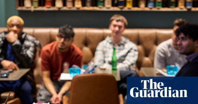 Um bot de IA me convidou para sua festa em Manchester. Foi uma noite muito boa
