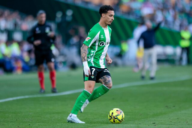 'Um pouco de tudo' está errado com o ex-ala do 'Um pouco de tudo' está errado com o ex-ala do Man Utd lutando para ganhar uma vaga na Copa do Mundo