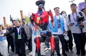 Um robô corredor acaba de bater o recorde de meia maratona Um robô corredor acaba de bater o recorde de meia maratona