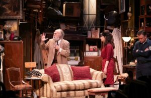 Uma história de duas peças de Arthur Miller: uma acerta, a outra perde completamente o momento Uma história de duas peças de Arthur Miller: uma acerta, a outra perde completamente o momento