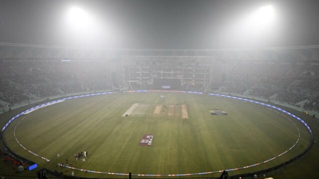 VÍDEO | Langer compara o pitch do Ekana ao WACA, diz que o LSG não se ajustou a ele
